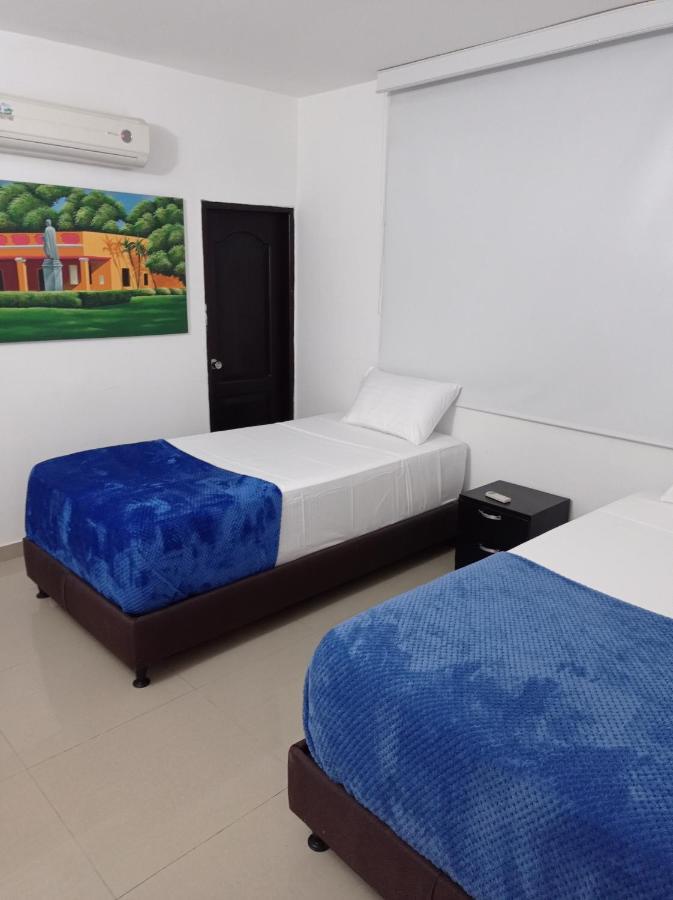 Hotel Parque De Los Novios Inn ซันตามาร์ตา ภายนอก รูปภาพ