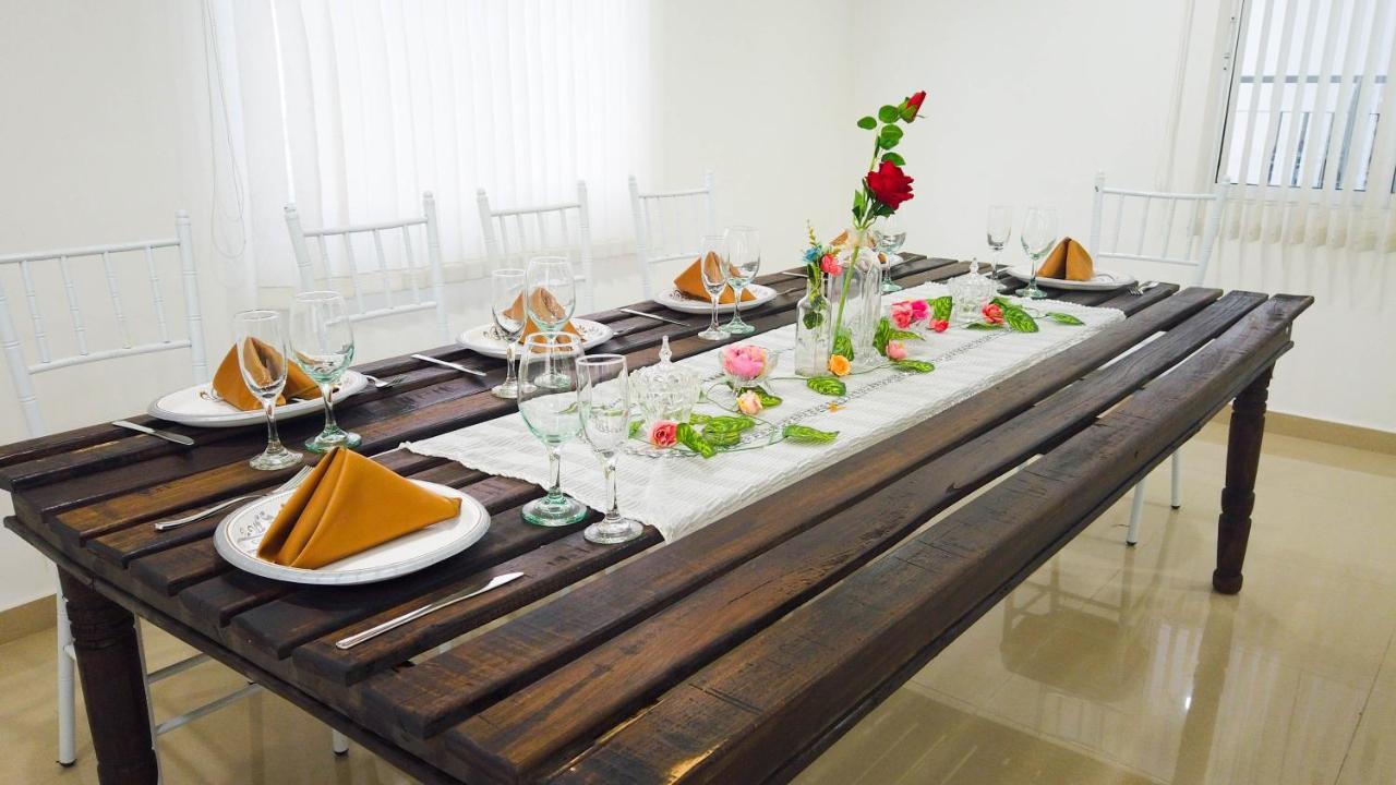 Hotel Parque De Los Novios Inn ซันตามาร์ตา ภายนอก รูปภาพ