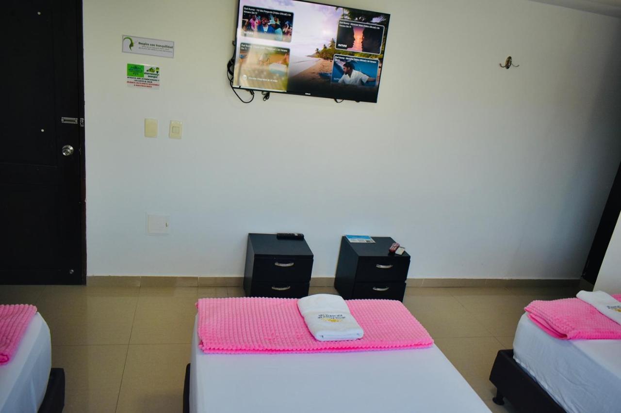 Hotel Parque De Los Novios Inn ซันตามาร์ตา ภายนอก รูปภาพ